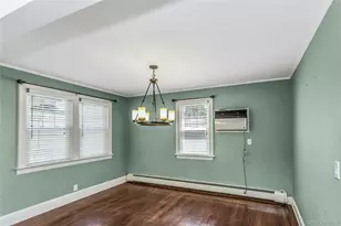 26 Harvard Ave, Lynbrook, NY 11563 - Photo 5