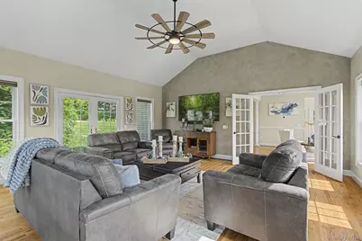125 Frost Hill Road, Pleasant Valley, NY 12569 - Photo 9