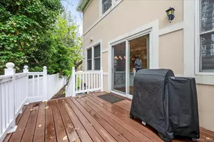 6 Villa Promenade, Bay Shore, NY 11706 - Photo 21