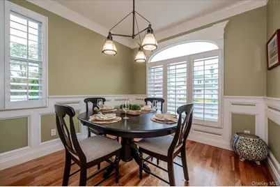6 Villa Promenade, Bay Shore, NY 11706 - Photo 5