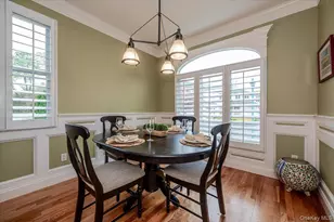 6 Villa Promenade, Bay Shore, NY 11706 - Photo 5