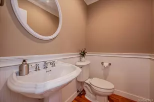 6 Villa Promenade, Bay Shore, NY 11706 - Photo 9