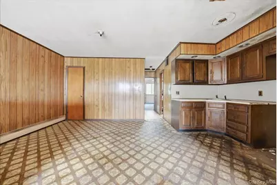 1323 E 222nd Street, Bronx, NY 10469 - Photo 13