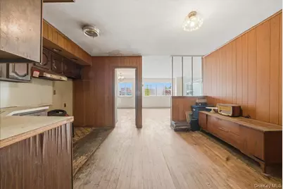 1323 E 222nd Street, Bronx, NY 10469 - Photo 7