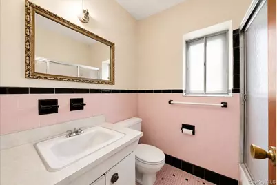 1323 E 222nd Street, Bronx, NY 10469 - Photo 15