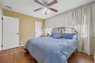 23 Berwick Road, Hewlett, NY 11557 - Photo 19