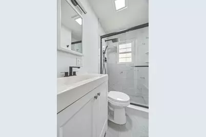 168 Lenox Avenue, Uniondale, NY 11553 - Photo 7