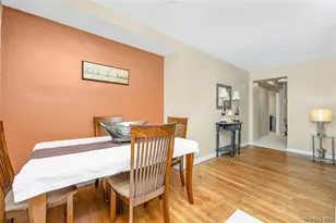 22 Mulford Pl, Hempstead, NY 11550 - Photo 9
