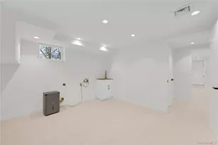 225 Hilltop St, Mahopac, NY 10541 - Photo 31