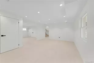 225 Hilltop St, Mahopac, NY 10541 - Photo 33