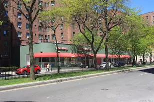 1332 Metropolitan Ave, Bronx, NY 10462 - Photo 17