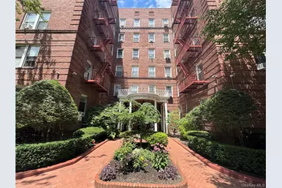 111-39 76th Road #D1, Forest Hills, NY 11375 - Photo 1