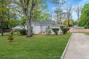 145 Locust Dr, Rocky Point, NY 11778 - Photo 25