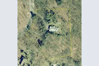 28 Picardy Lane, Syosset, NY 11791 - Photo 35