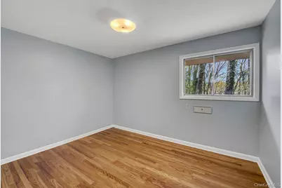 28 Picardy Lane, Syosset, NY 11791 - Photo 27