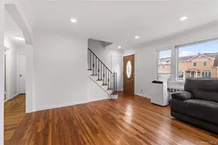 14 Evans, Albertson, NY 11507 - Photo 5