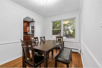 14 Evans Avenue, Albertson, NY 11507 - Photo 9