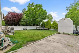 14 Evans, Albertson, NY 11507 - Photo 23