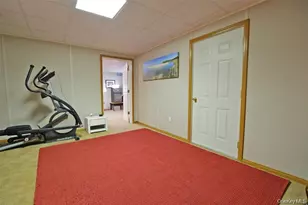 64 Glen Rd, Calverton, NY 11933 - Photo 31
