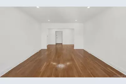 1 Ash Place #3A, Great Neck, NY 11021 - Photo 5