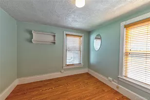 40 Bayside Ave, Oyster Bay, NY 11771 - Photo 11