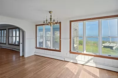 4 Shore Road, Bellport, NY 11713 - Photo 11