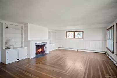4 Shore Road, Bellport, NY 11713 - Photo 7