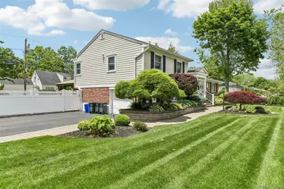 23 Middle Drive, Huntington, NY 11743 - Photo 29