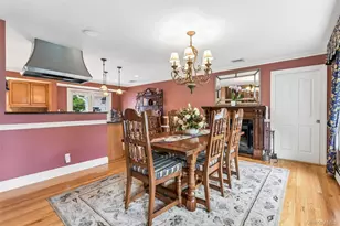 23 Middle Dr, Huntington, NY 11743 - Photo 5
