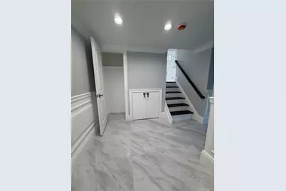 24 Underhill Avenue, Roosevelt, NY 11575 - Photo 17