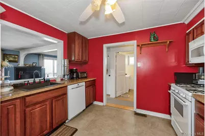 19 Samstag Avenue, Ossining, NY 10562 - Photo 3
