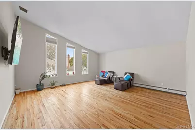 3 Fams Court, Jericho, NY 11753 - Photo 5