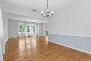 31 Sunset Dr, Huntington, NY 11743 - Photo 9