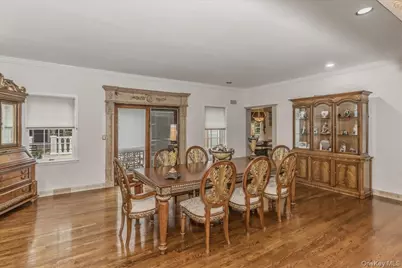 21 Chauncey Place, Woodbury, NY 11797 - Photo 11