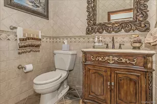 21 Chauncey Pl, Woodbury, NY 11797 - Photo 17