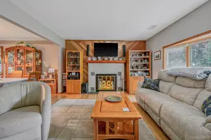 22 Beacon Dr, Sound Beach, NY 11789 - Photo 5