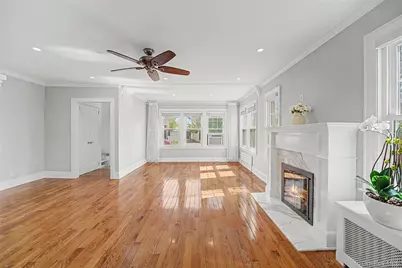 282 Houston Avenue, Mineola, NY 11501 - Photo 9