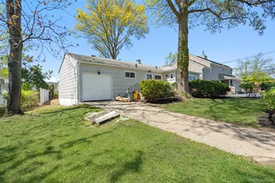 4 Hope Drive, Plainview, NY 11803 - Photo 1