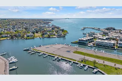 358 Fire Island Avenue, Babylon, NY 11702 - Photo 33