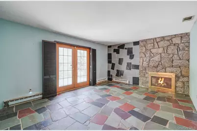 214 Landing Avenue, Smithtown, NY 11787 - Photo 25