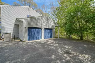 214 Landing Ave, Smithtown, NY 11787 - Photo 3