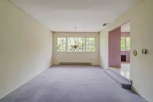 214 Landing Ave, Smithtown, NY 11787 - Photo 17