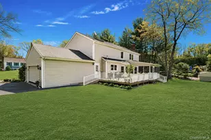 10 Mink Ln, East Setauket, NY 11733 - Photo 7