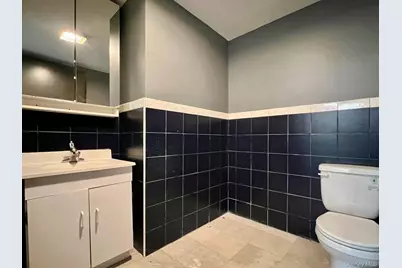 18-17 42 Street #2, Astoria, NY 11105 - Photo 11