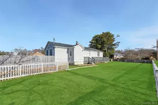 209 Jamaica Ave, Medford, NY 11763 - Photo 7