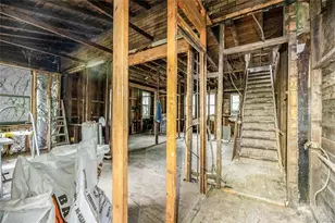 151 Summit Pl, Bronx, NY 10463 - Photo 5