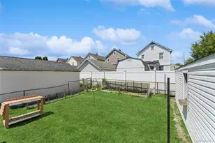 646 Benris Ave, Franklin Square, NY 11010 - Photo 17