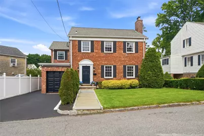 32 Huntington Drive, Yonkers, NY 10704 - Photo 1