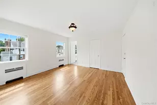 32 Huntington Dr, Yonkers, NY 10704 - Photo 27
