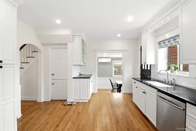 32 Huntington Drive, Yonkers, NY 10704 - Photo 21